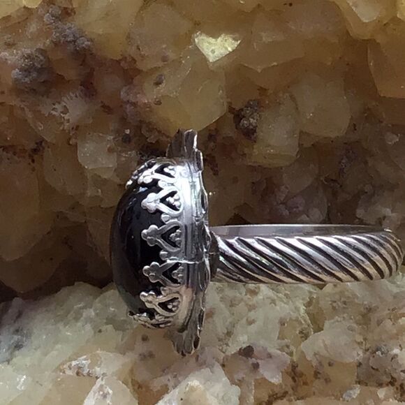 Ring, Garnet and Sterling Silver Ring, Handmade, size 8.5, NEW, Artisan - Picture 9 of 10